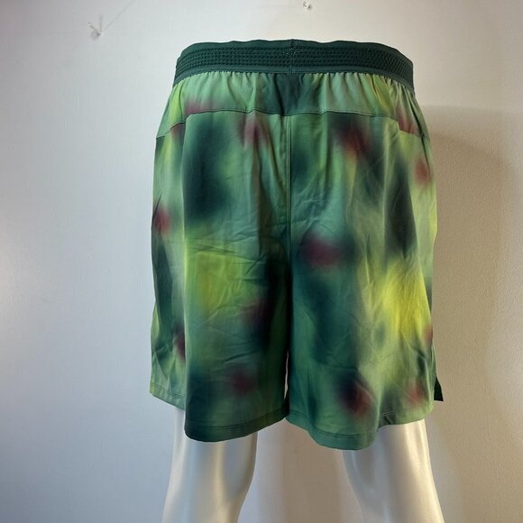 Fabletics Men's Azure Green Blur Fundamental Shorts - Size XXL - Picture 5 of 5